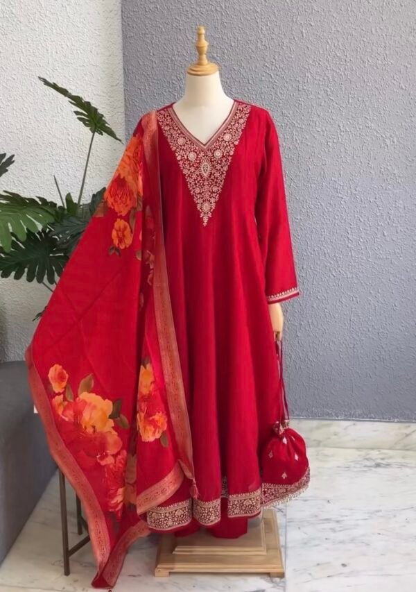 Elegant Premium Kurtha Set - Image 3